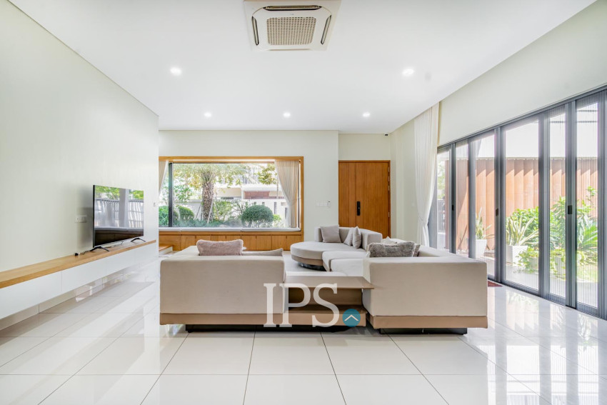 5 Bedroom Villa For Rent - Borey Chankiri, Preaek Kampues, Phnom Penh