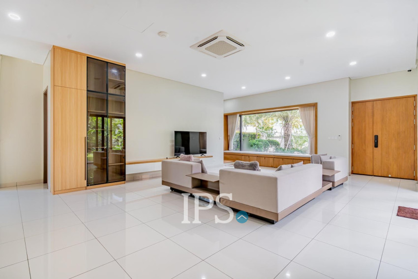 5 Bedroom Villa For Rent - Borey Chankiri, Preaek Kampues, Phnom Penh