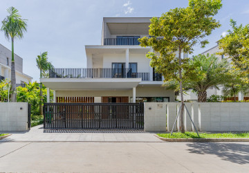 5 Bedroom Villa For Rent - Borey Chankiri, Preaek Kampues, Phnom Penh thumbnail