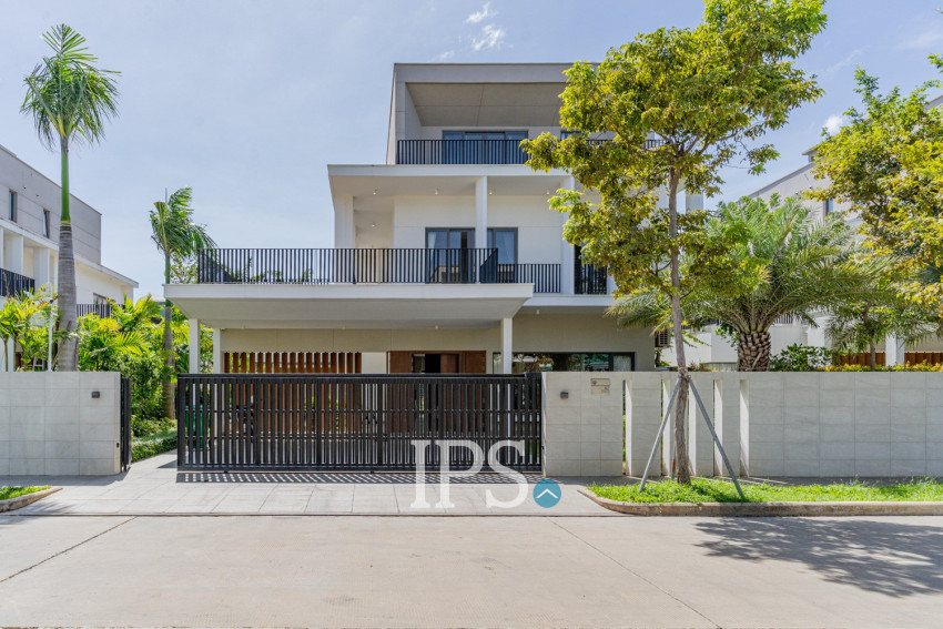 5 Bedroom Villa For Rent - Borey Chankiri, Preaek Kampues, Phnom Penh