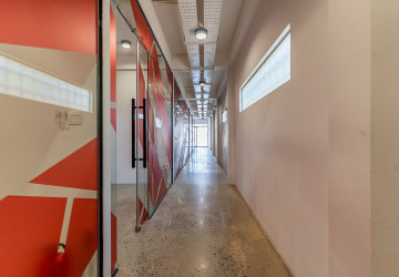 590 Sqm Fully Furnished Office Space For Rent - Toul Sangke 2, Phnom Penh thumbnail