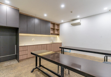 590 Sqm Fully Furnished Office Space For Rent - Toul Sangke 2, Phnom Penh thumbnail