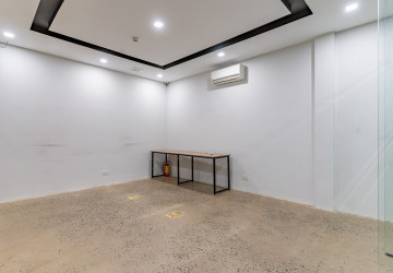 590 Sqm Fully Furnished Office Space For Rent - Toul Sangke 2, Phnom Penh thumbnail