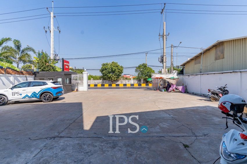 590 Sqm Fully Furnished Office Space For Rent - Toul Sangke 2, Phnom Penh