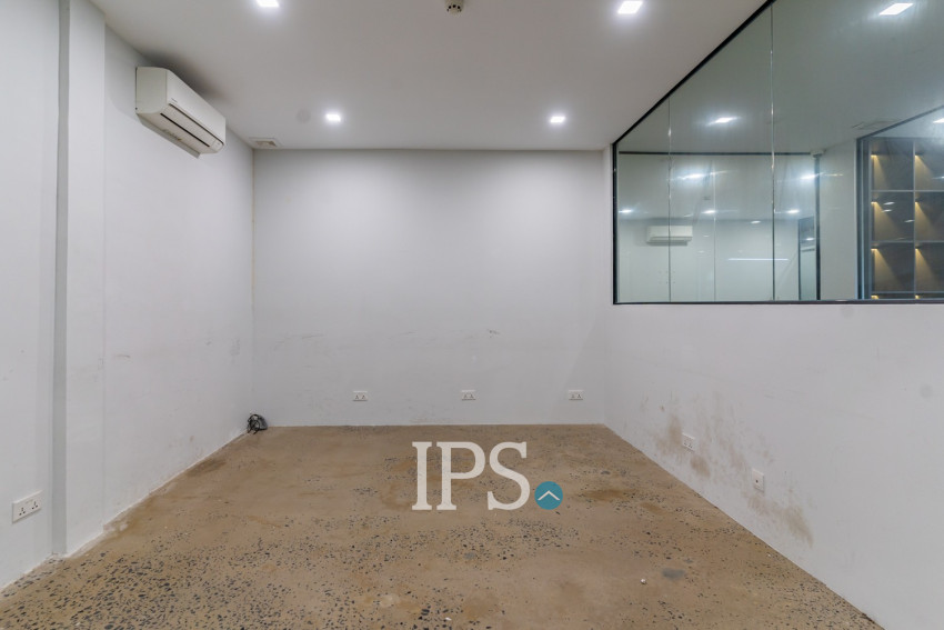 590 Sqm Fully Furnished Office Space For Rent - Toul Sangke 2, Phnom Penh