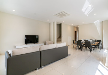 4 Bedroom Villa Plus Touch For Rent - Borey Chankiri, Preaek Kampues, Phnom Penh thumbnail