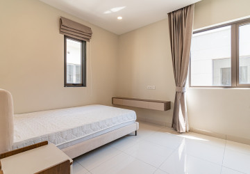 4 Bedroom Villa Plus Touch For Rent - Borey Chankiri, Preaek Kampues, Phnom Penh thumbnail