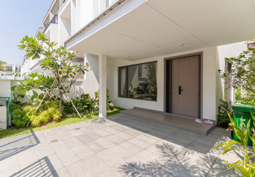 4 Bedroom Villa Plus Touch For Rent - Borey Chankiri, Preaek Kampues, Phnom Penh thumbnail