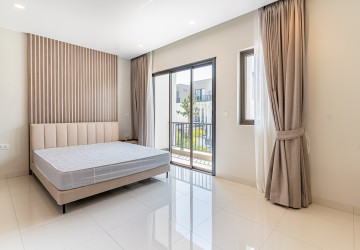 4 Bedroom Villa Plus Touch For Rent - Borey Chankiri, Preaek Kampues, Phnom Penh thumbnail