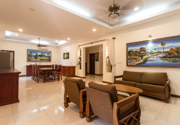 4 Bedroom Villa For Rent - Yen Dy II, Svay Dangkum, Siem Reap thumbnail