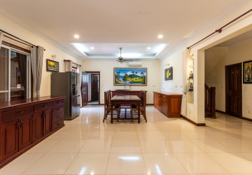 4 Bedroom Villa For Rent - Yen Dy II, Svay Dangkum, Siem Reap thumbnail