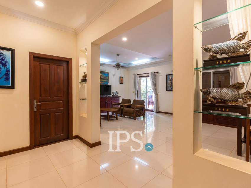 4 Bedroom Villa For Rent - Yen Dy II, Svay Dangkum, Siem Reap