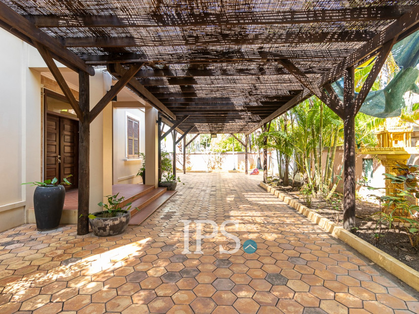 4 Bedroom Villa For Rent - Yen Dy II, Svay Dangkum, Siem Reap