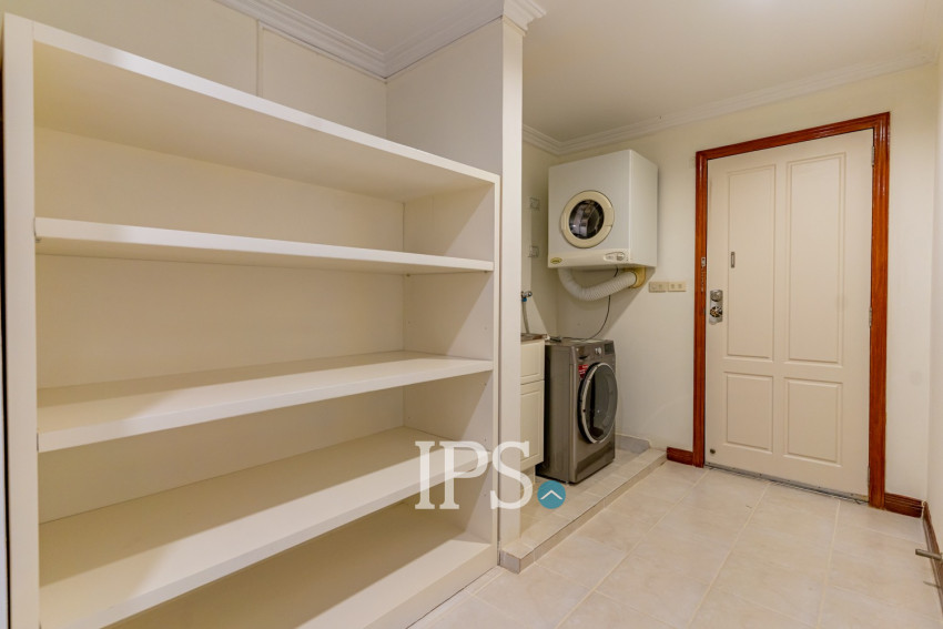 5 Bedroom Villa For Rent - Teuk Thla, Sen Sok, Phnom Penh