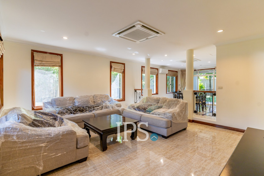 5 Bedroom Villa For Rent - Teuk Thla, Sen Sok, Phnom Penh