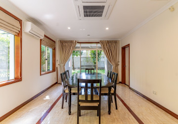 5 Bedroom Villa For Rent - Teuk Thla, Sen Sok, Phnom Penh thumbnail