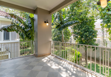 5 Bedroom Villa For Rent - Teuk Thla, Sen Sok, Phnom Penh thumbnail