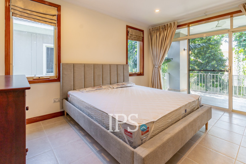 5 Bedroom Villa For Rent - Teuk Thla, Sen Sok, Phnom Penh