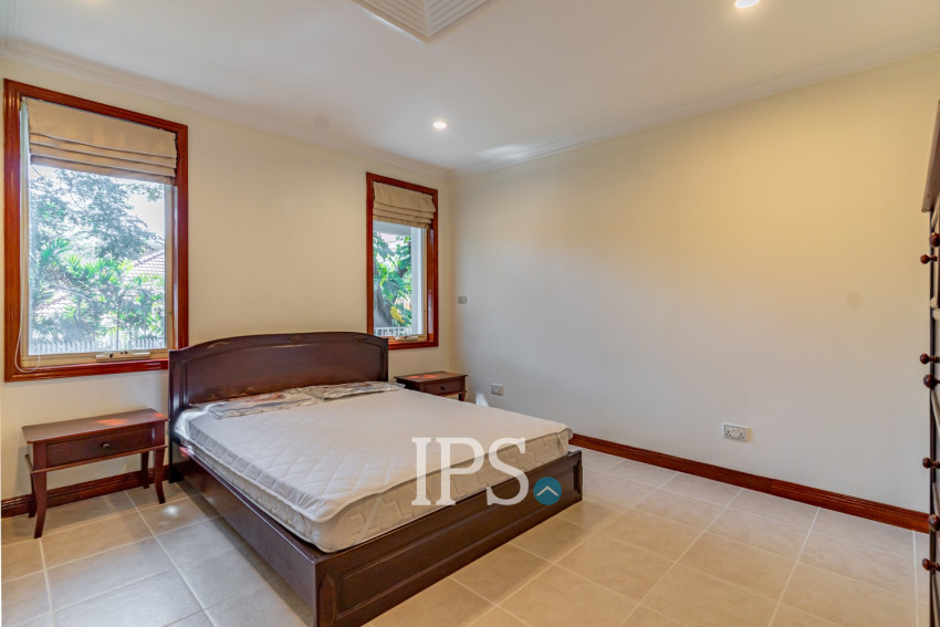 5 Bedroom Villa For Rent - Teuk Thla, Sen Sok, Phnom Penh