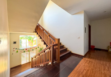 2 Bedroom Apartment For Rent - Svay Dangkum, Siem Reap thumbnail