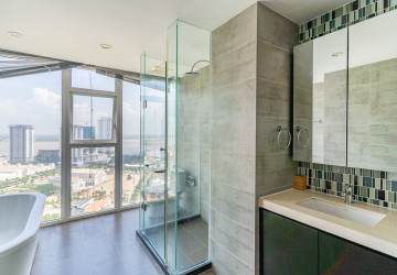 29th Floor 3Bedroom Condo For Sale -  Casa Meridian, Tonle Bassac, Phnom Penh thumbnail