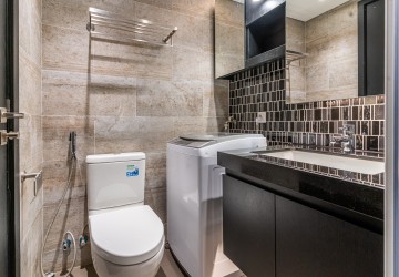 27th Floor 2 Bedroom Condo For Sale - Skylar, Tonle Bassac, Phnom Penh thumbnail