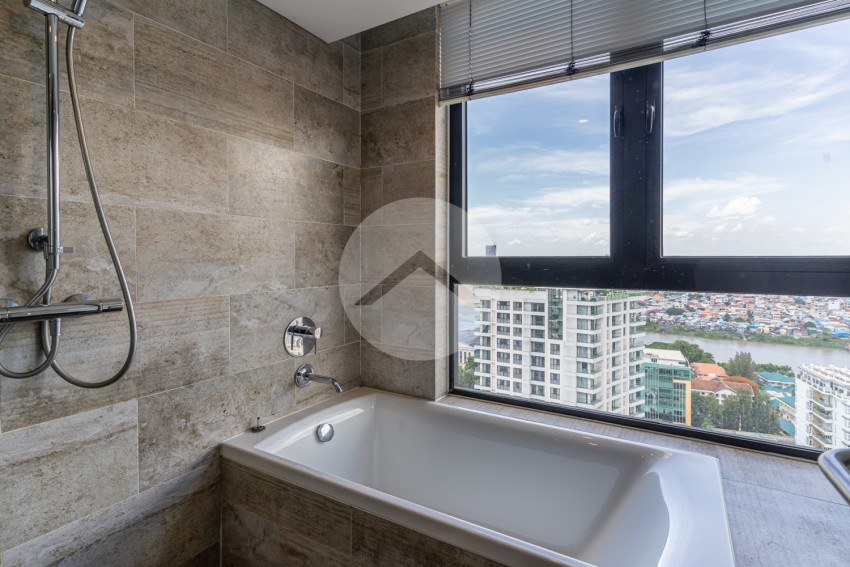 27th Floor 2 Bedroom Condo For Sale - Skylar, Tonle Bassac, Phnom Penh
