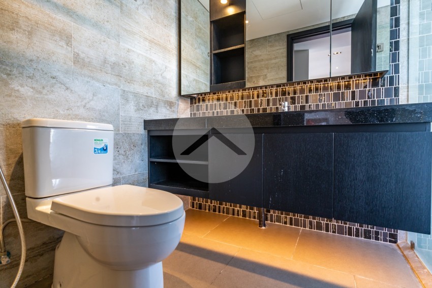 27th Floor 2 Bedroom Condo For Sale - Skylar, Tonle Bassac, Phnom Penh