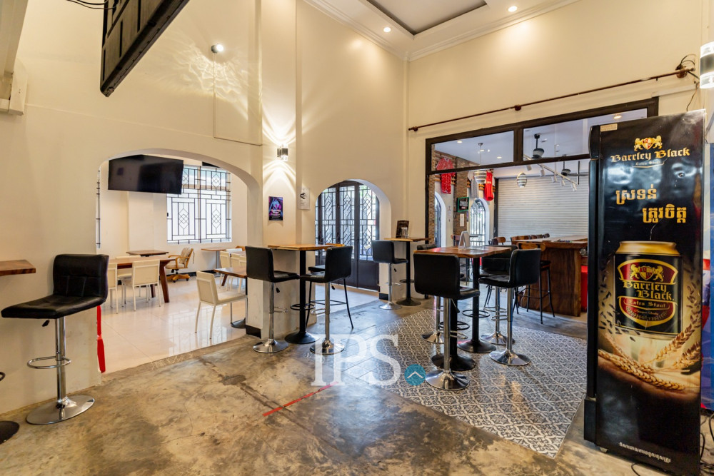 Restaurant Bar Business With 8 Apartments For Sale  - Toul Tum Poung 1, Phnom Penh - Image 12