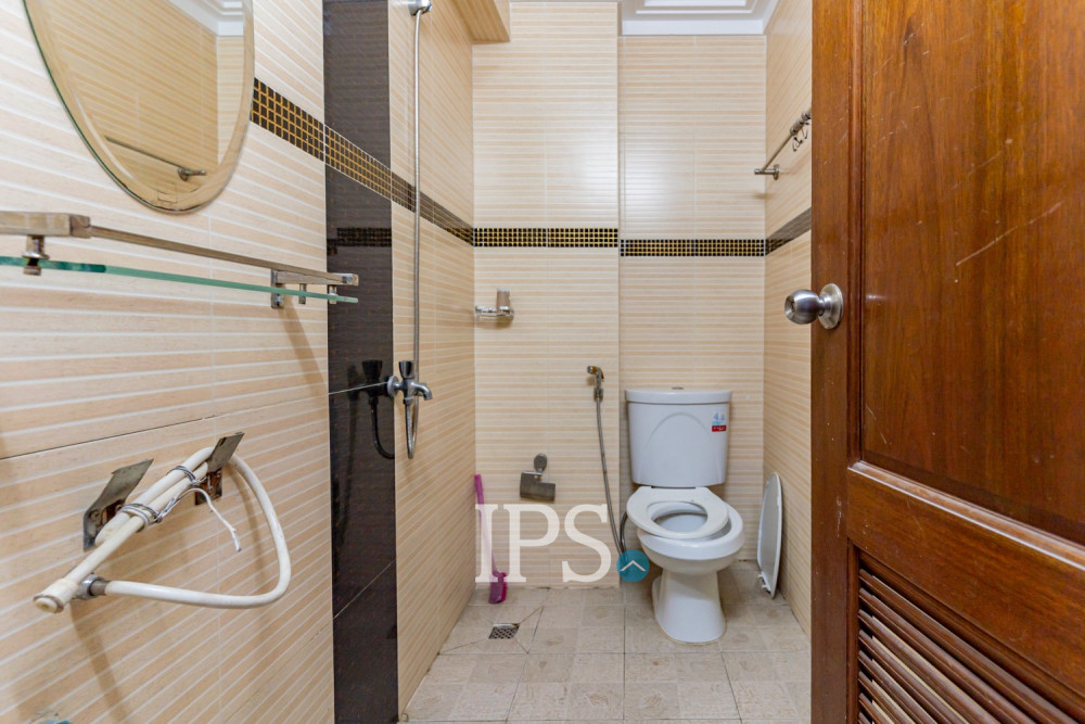 Restaurant Bar Business With 8 Apartments For Sale  - Toul Tum Poung 1, Phnom Penh - Image 21