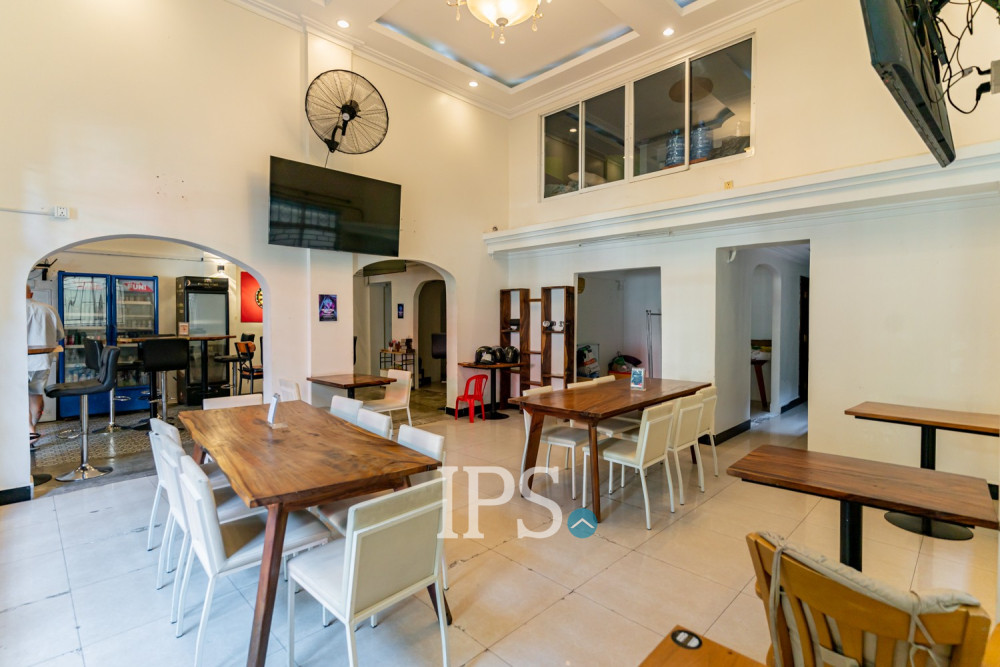 Restaurant Bar Business With 8 Apartments For Sale  - Toul Tum Poung 1, Phnom Penh - Image 9