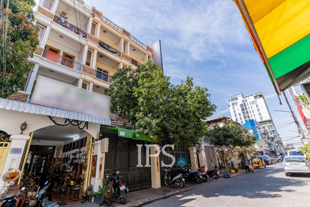 Restaurant Bar Business With 8 Apartments For Sale  - Toul Tum Poung 1, Phnom Penh - Image 3