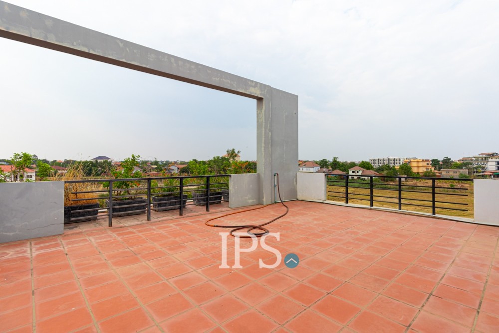 4 Bedroom Villa For Sale - Svay Dangkum, Siem Reap - Image 30