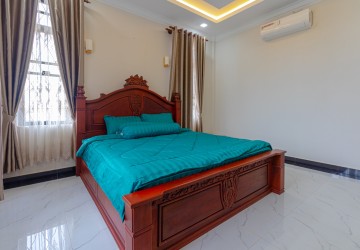 4 Bedroom Villa For Sale - Svay Dangkum, Siem Reap thumbnail