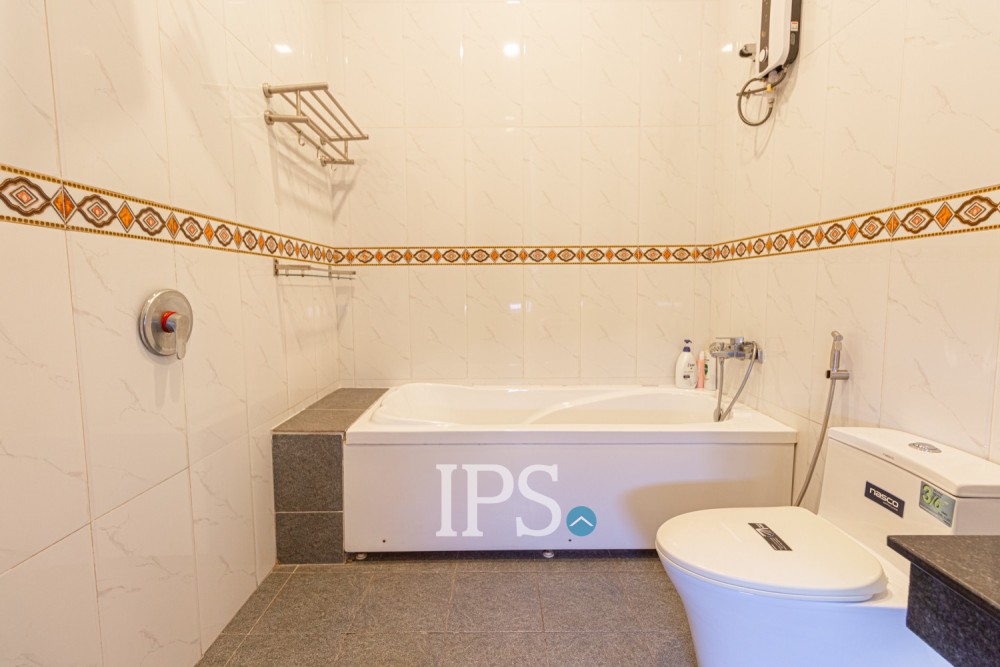 4 Bedroom Villa For Sale - Svay Dangkum, Siem Reap - Image 22
