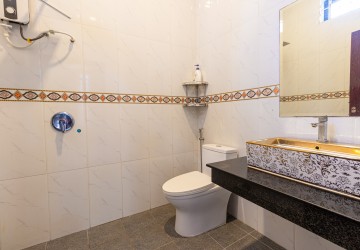 4 Bedroom Villa For Sale - Svay Dangkum, Siem Reap thumbnail