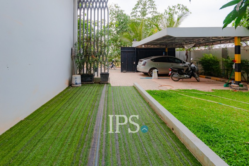 4 Bedroom Villa For Sale - Svay Dangkum, Siem Reap