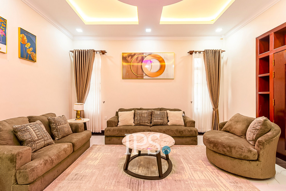 4 Bedroom Villa For Sale - Svay Dangkum, Siem Reap - Image 2