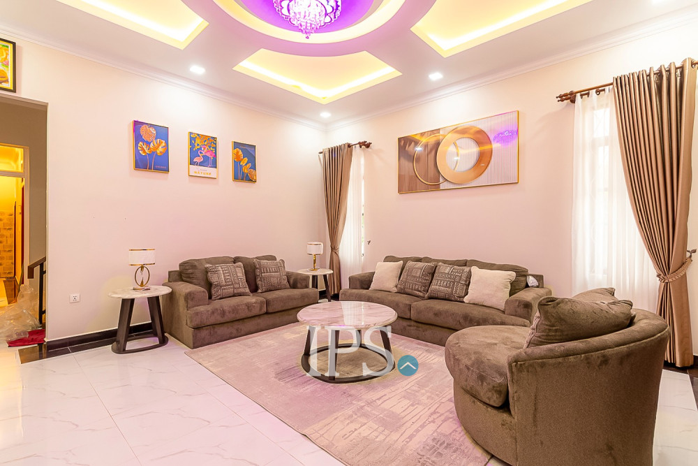 4 Bedroom Villa For Sale - Svay Dangkum, Siem Reap - Image 3