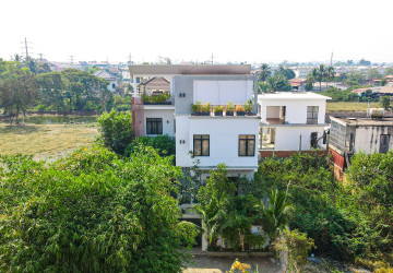 4 Bedroom Villa For Sale - Svay Dangkum, Siem Reap thumbnail