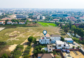 4 Bedroom Villa For Sale - Svay Dangkum, Siem Reap thumbnail