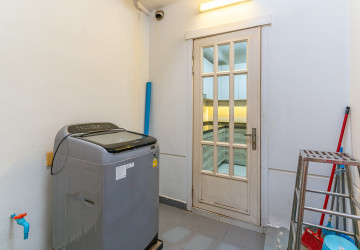 3 Bedroom Link Villa For Rent - Borey Peng Huoth The Star Platinum Mercurean, Veal Sbov, Phnom Penh thumbnail