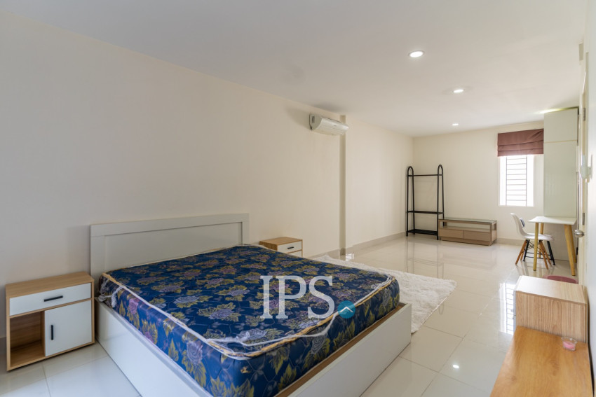 3 Bedroom Link Villa For Rent - Borey Peng Huoth The Star Platinum Mercurean, Veal Sbov, Phnom Penh