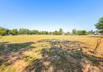 4,818 Sqm Land For Sale - Kandaek, Prasat Bakong, Siem Reap thumbnail