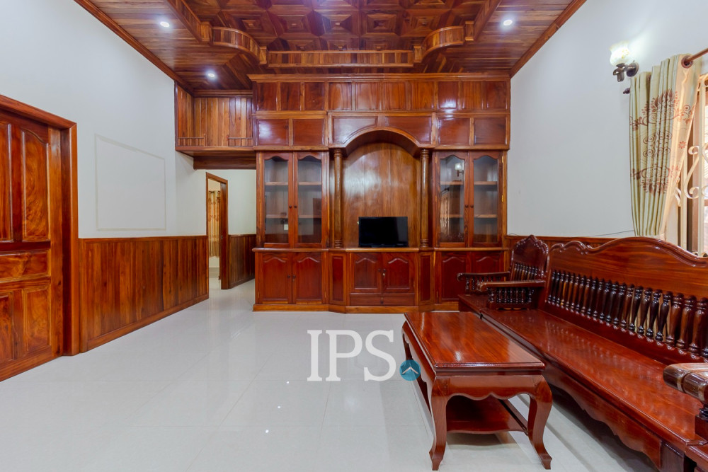 3 Bedroom House For Rent - Svay Dangkum, Siem Reap - Image 4