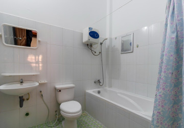 3 Bedroom House For Rent - Svay Dangkum, Siem Reap thumbnail