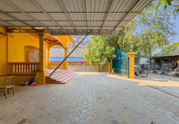 3 Bedroom House For Rent - Svay Dangkum, Siem Reap thumbnail