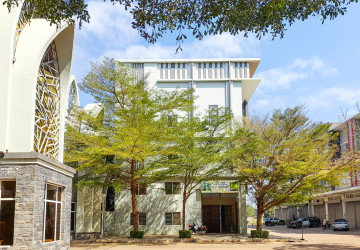 5 Bedroom Flat For Rent - Svay Dangkum, Siem Reap thumbnail