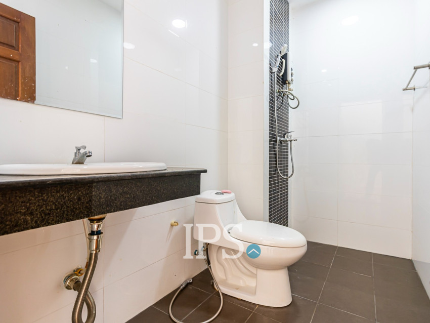 5 Bedroom Flat For Rent - Svay Dangkum, Siem Reap