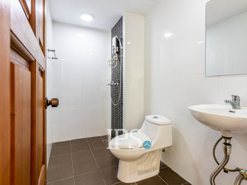 5 Bedroom Flat For Rent - Svay Dangkum, Siem Reap